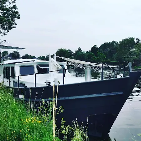 Botel Private Ship With Wellness And Beautiful Design *